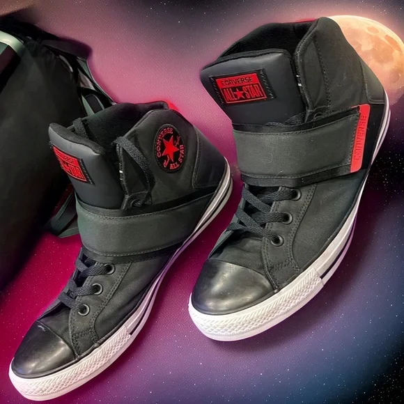 Converse Black High-Top Sneakers with Red Accents - Picture 1 of 14